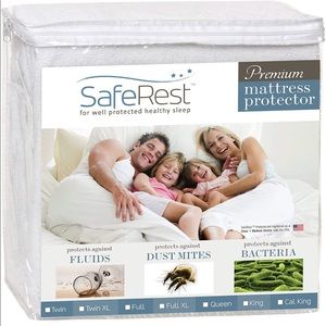 SafeRest Premium Mattress Cover